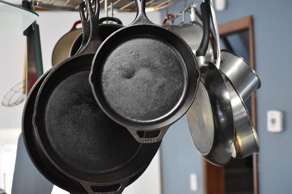 cast iron, kitchen, pan-4229579.jpg